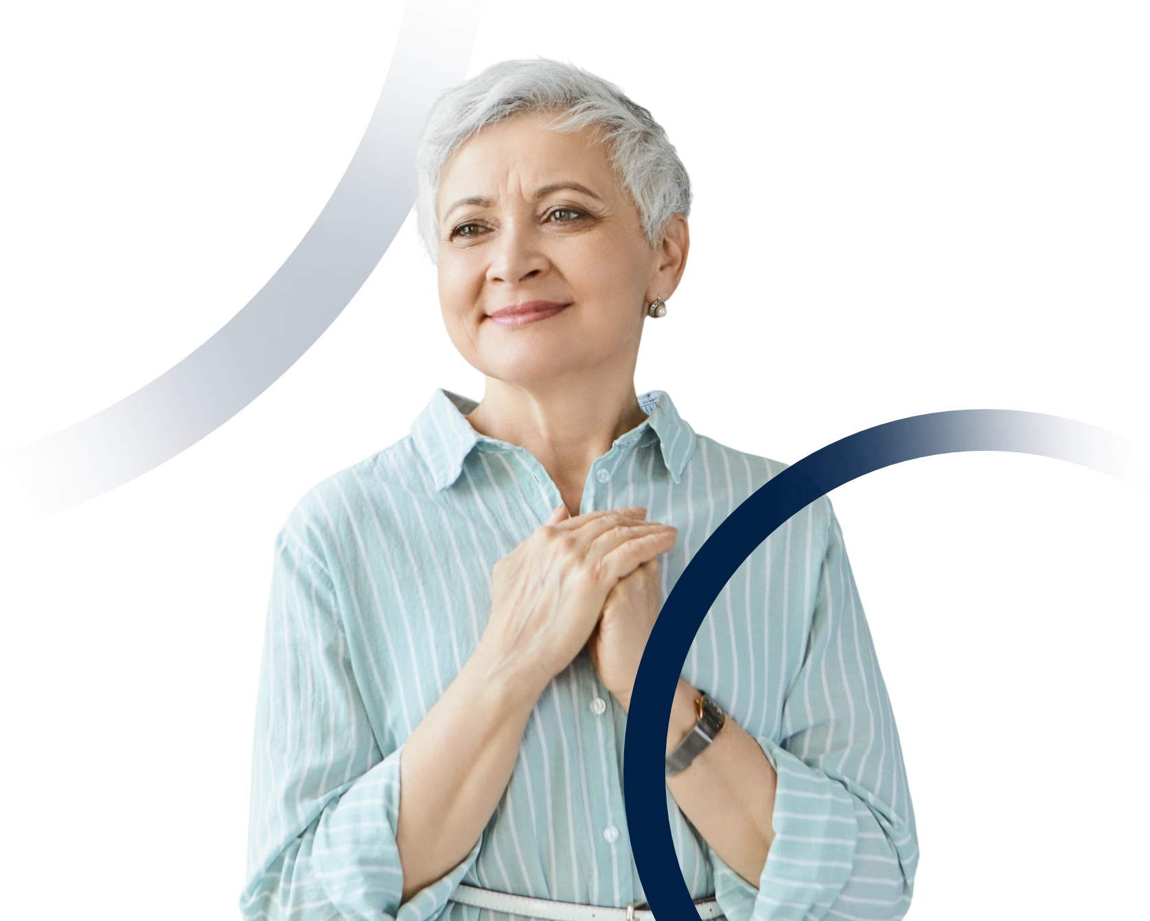 Femme âgée souriante à son domicile